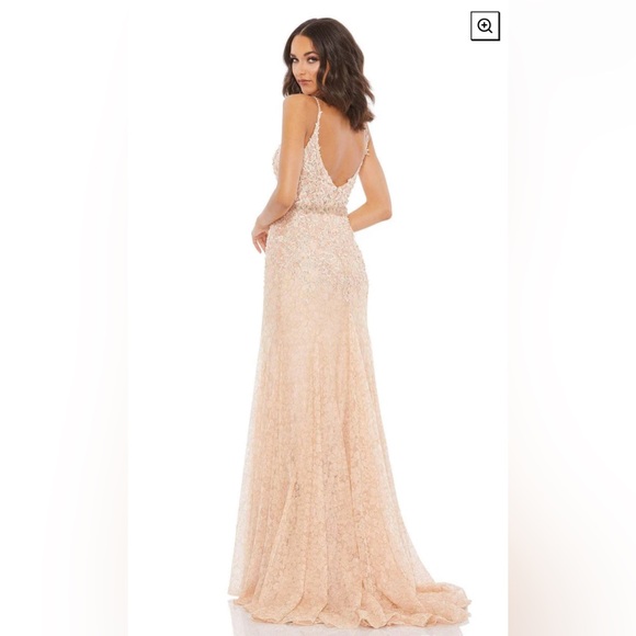 Lace styled long trumpet gown - Picture 2 of 3